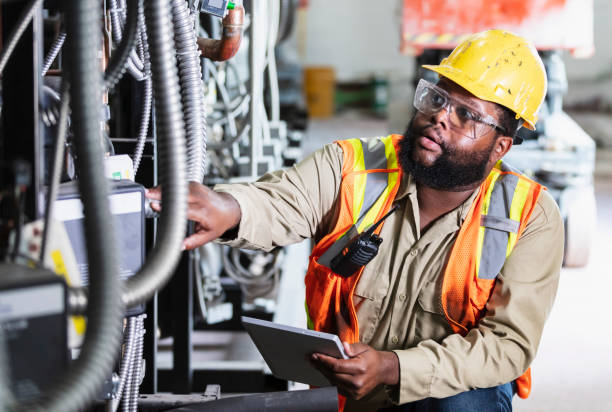 Best Affordable Electrician  in Flippin, AR